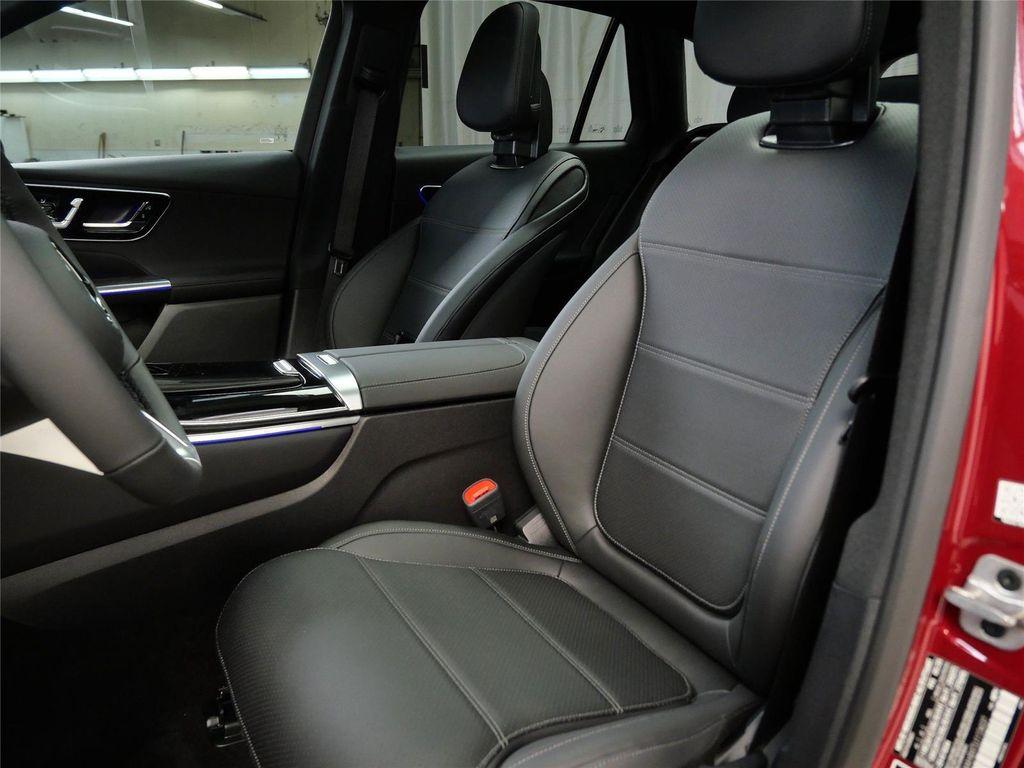 new 2026 Mercedes-Benz GLC 300 car, priced at $60,225