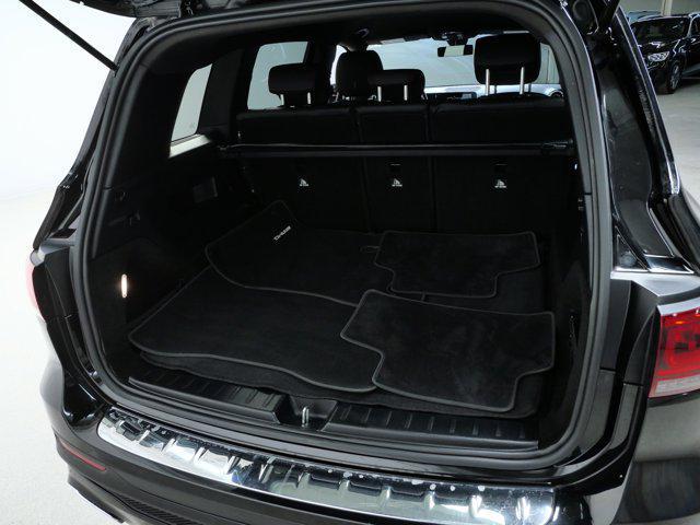 used 2022 Mercedes-Benz GLB 250 car, priced at $25,999