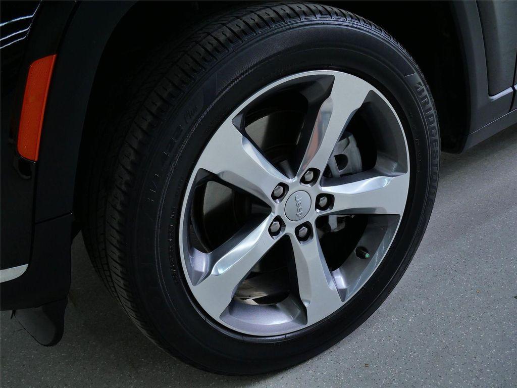 used 2022 Jeep Grand Cherokee L car, priced at $27,745