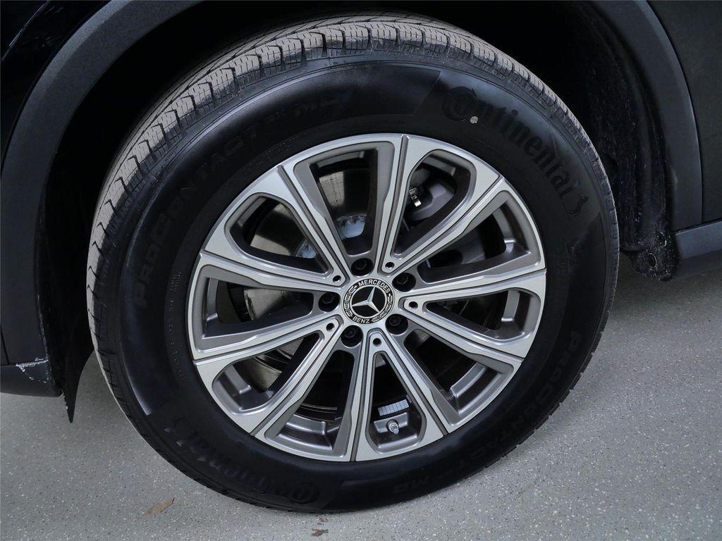 used 2025 Mercedes-Benz GLC 300 car, priced at $47,992