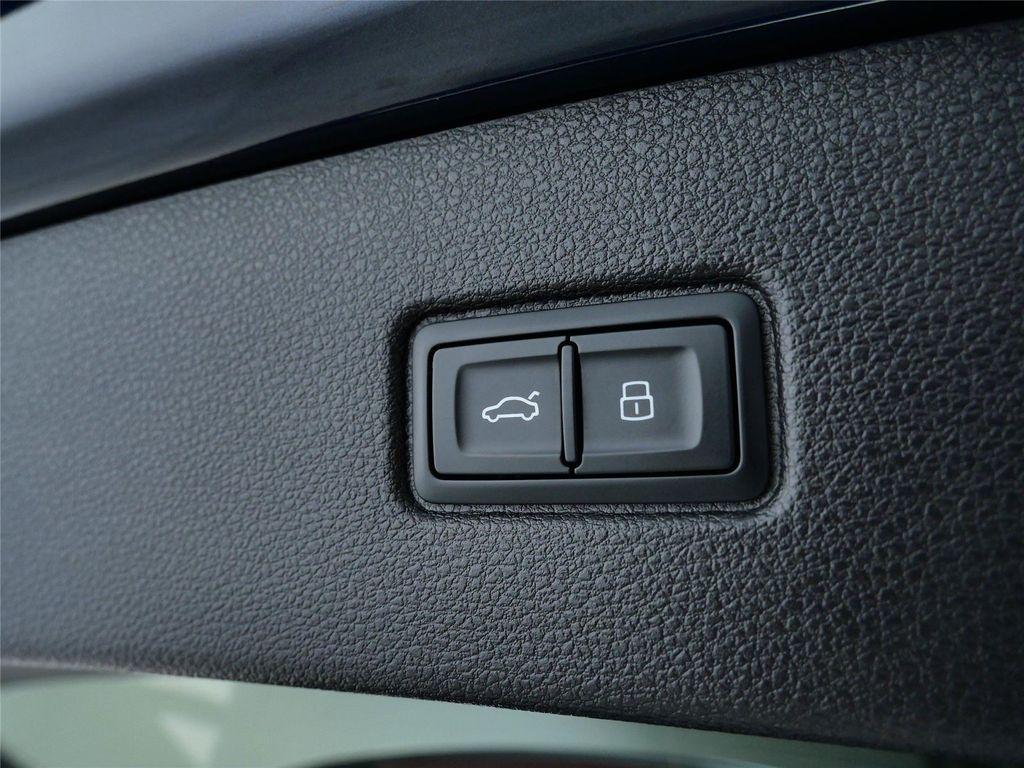 used 2025 Audi Q7 car, priced at $56,998