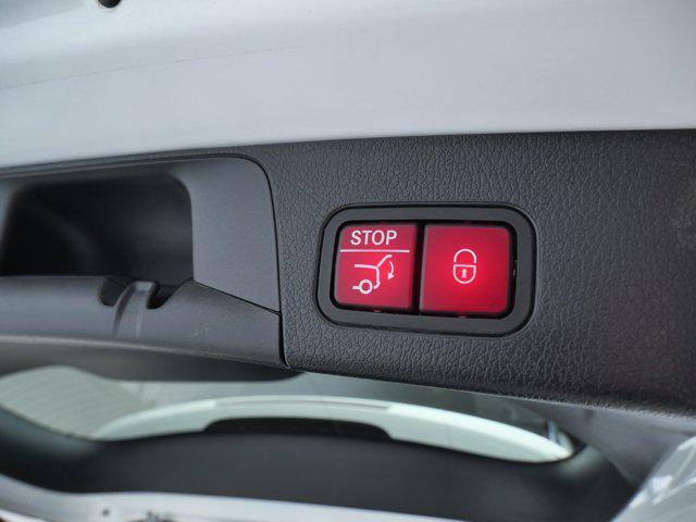 used 2021 Mercedes-Benz GLB 250 car, priced at $24,987