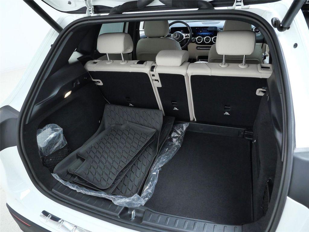 used 2025 Mercedes-Benz GLA 250 car, priced at $37,655