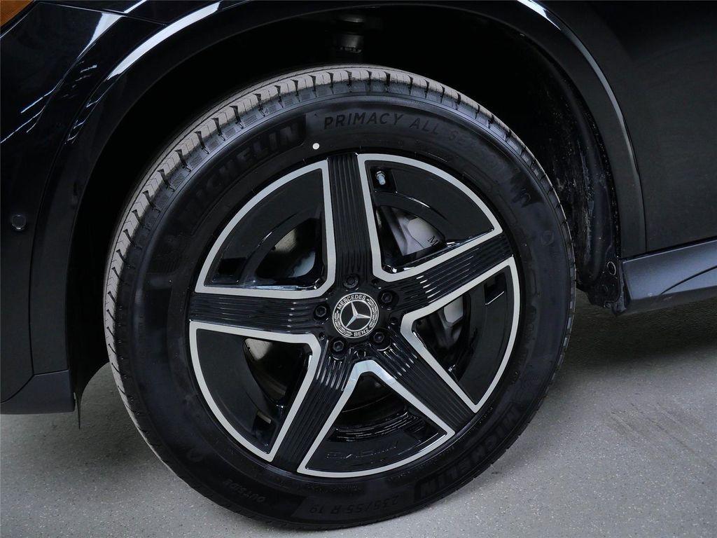 new 2026 Mercedes-Benz GLC 300 car, priced at $68,250