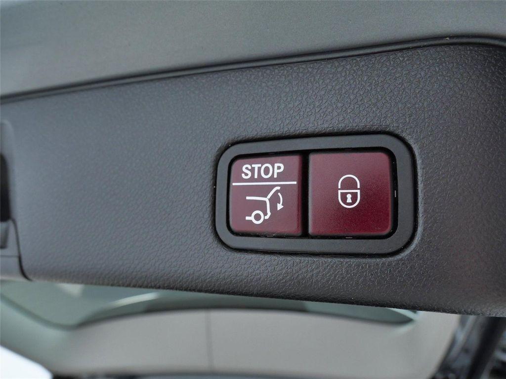 used 2015 Mercedes-Benz M-Class car, priced at $13,812