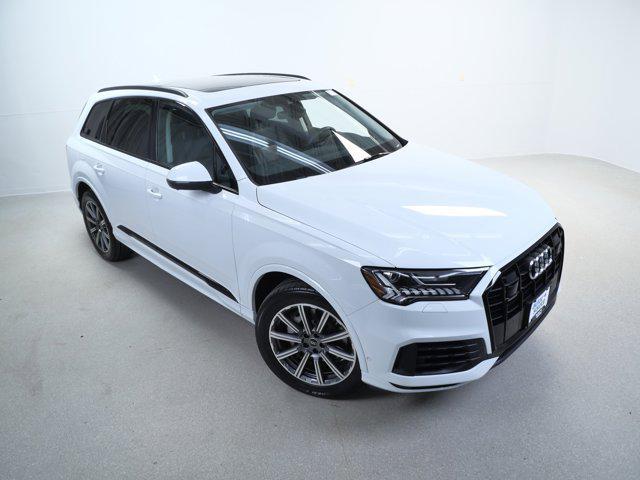 used 2023 Audi Q7 car, priced at $40,348