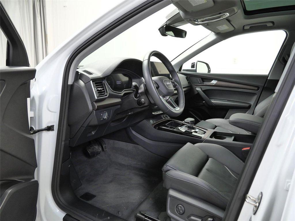 used 2025 Audi Q5 car, priced at $42,998