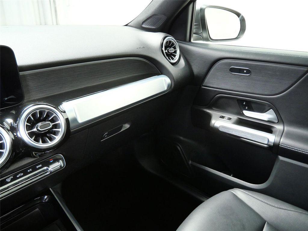 used 2022 Mercedes-Benz GLB 250 car, priced at $28,853