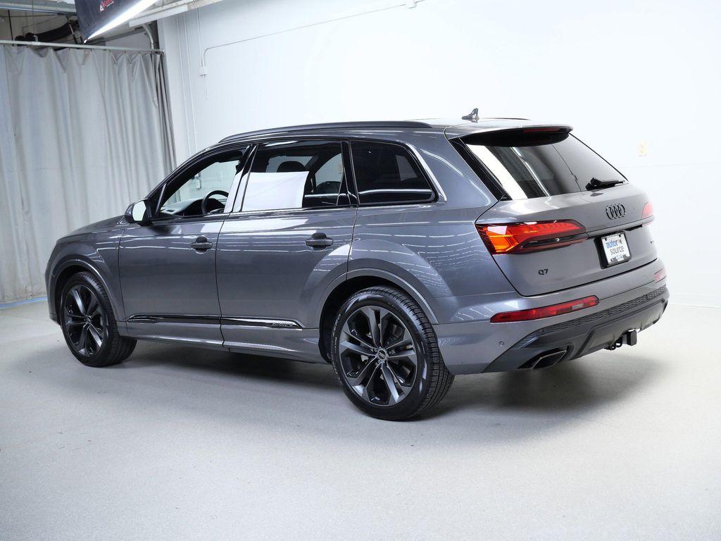 used 2025 Audi Q7 car, priced at $59,127