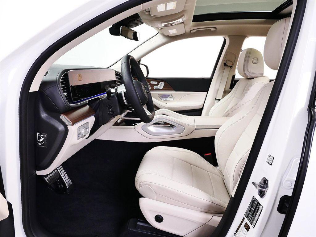 new 2026 Mercedes-Benz GLS 450 car, priced at $96,285