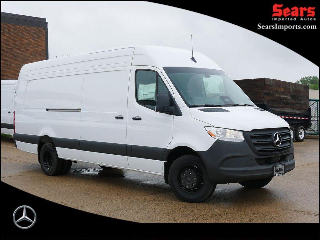 new 2025 Mercedes-Benz Sprinter 3500 car, priced at $74,404
