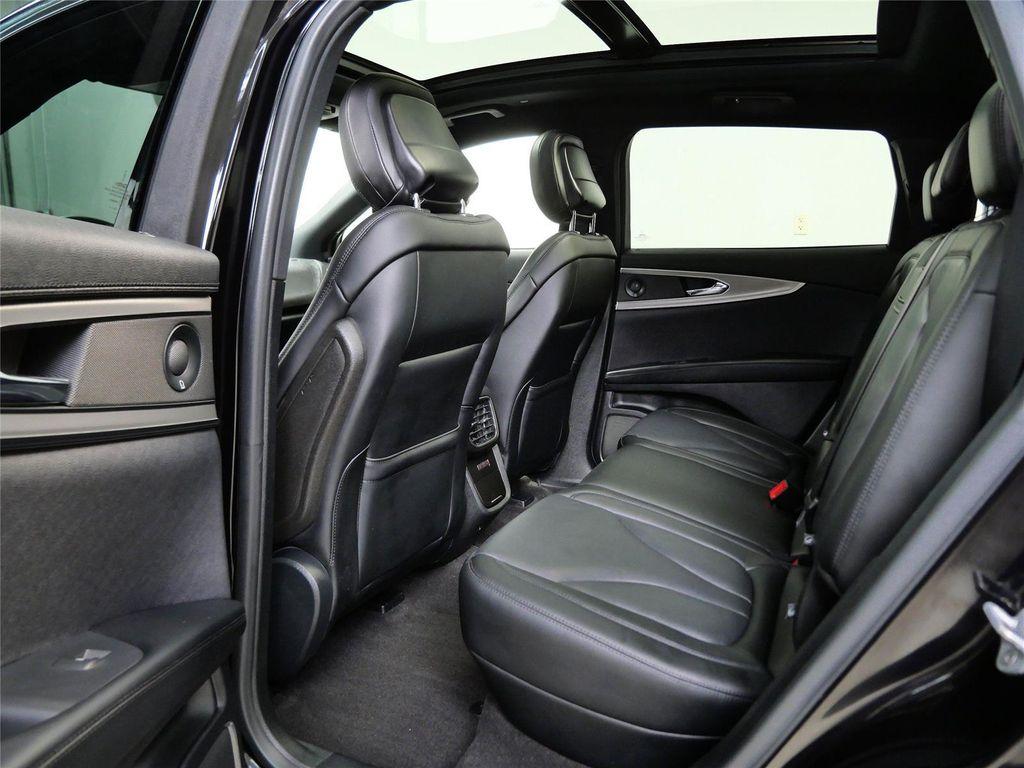 used 2020 Lincoln Nautilus car, priced at $25,988