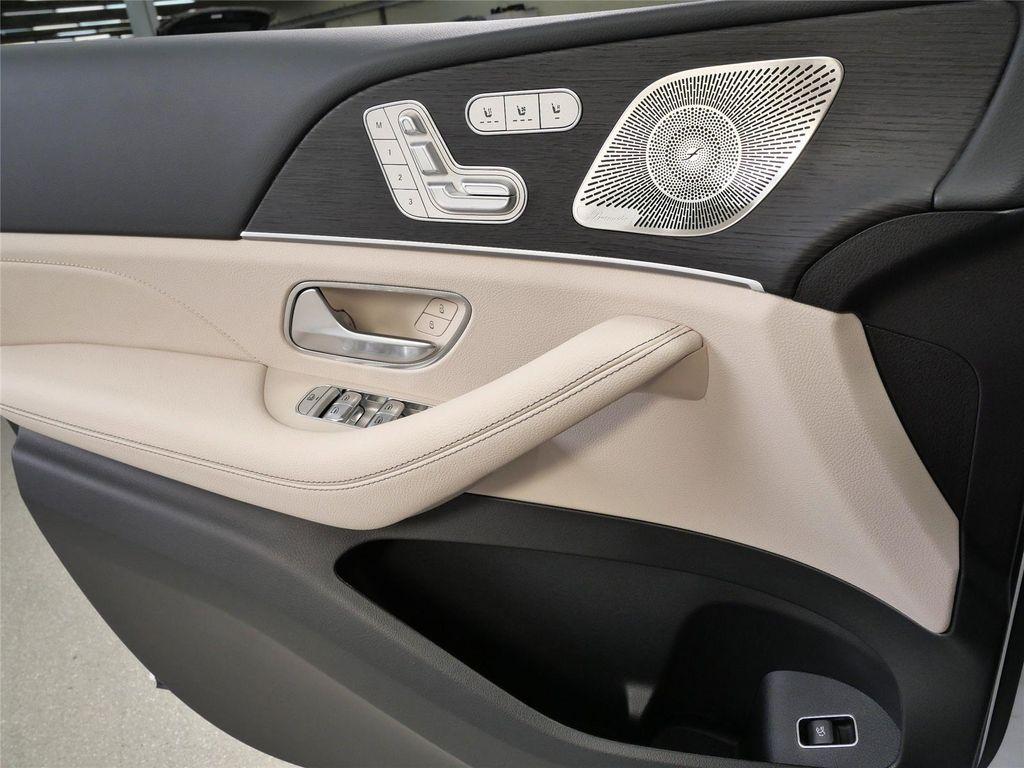 new 2026 Mercedes-Benz GLS 450 car, priced at $101,505