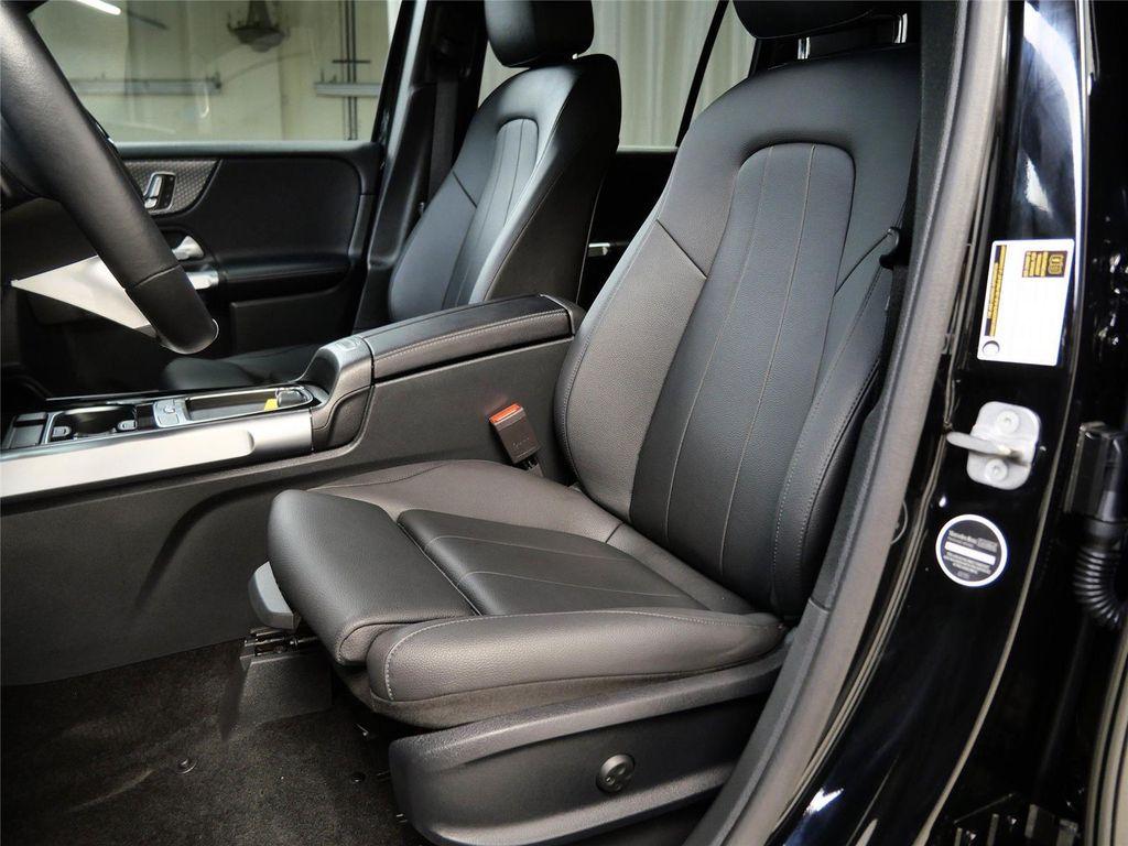 used 2025 Mercedes-Benz GLB 250 car, priced at $38,952