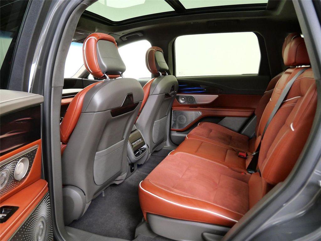 used 2024 Lincoln Nautilus car, priced at $59,998