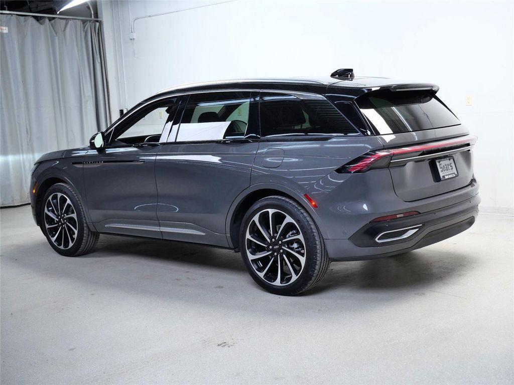 used 2024 Lincoln Nautilus car, priced at $59,998