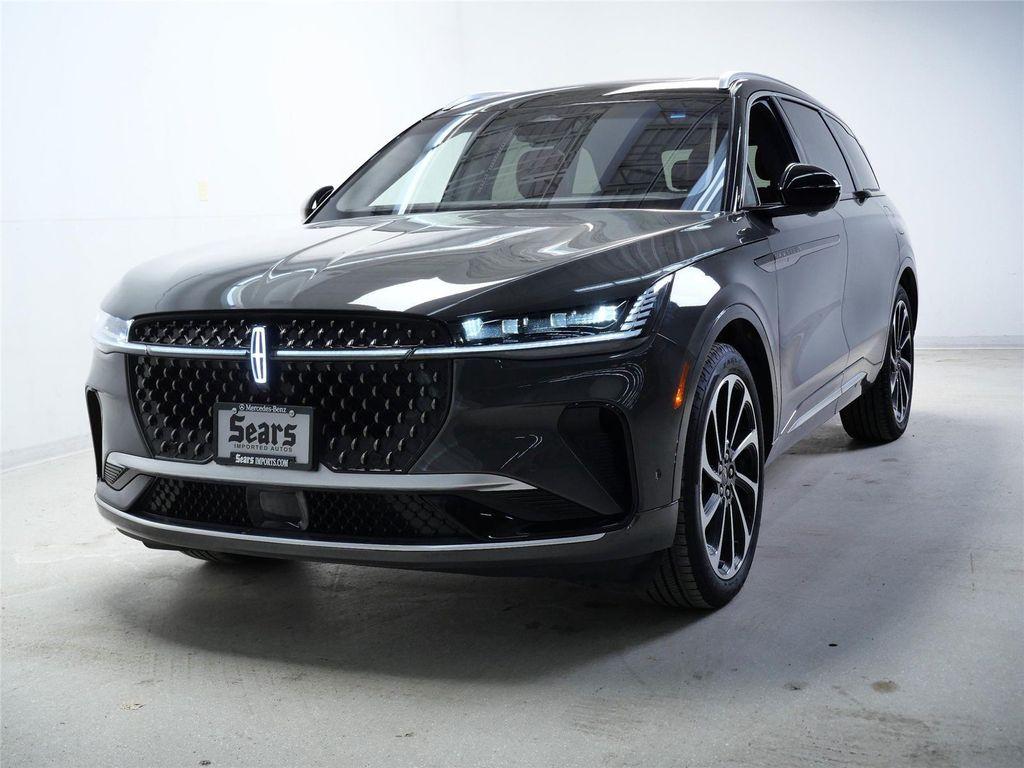 used 2024 Lincoln Nautilus car, priced at $59,998