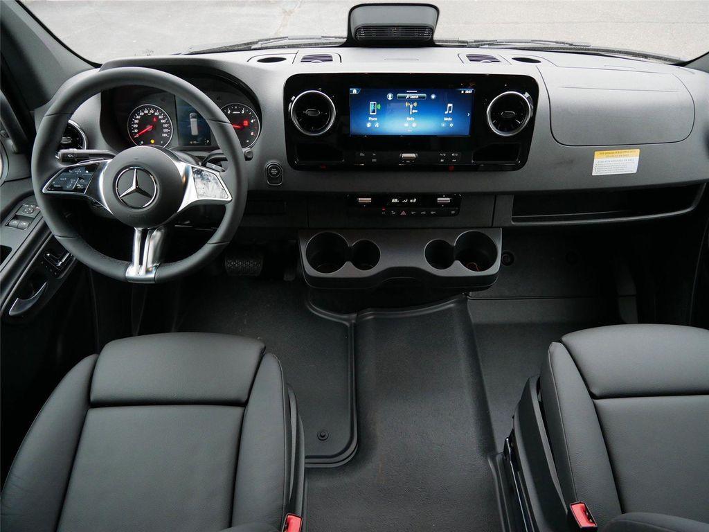 new 2025 Mercedes-Benz Sprinter 2500 car, priced at $83,427