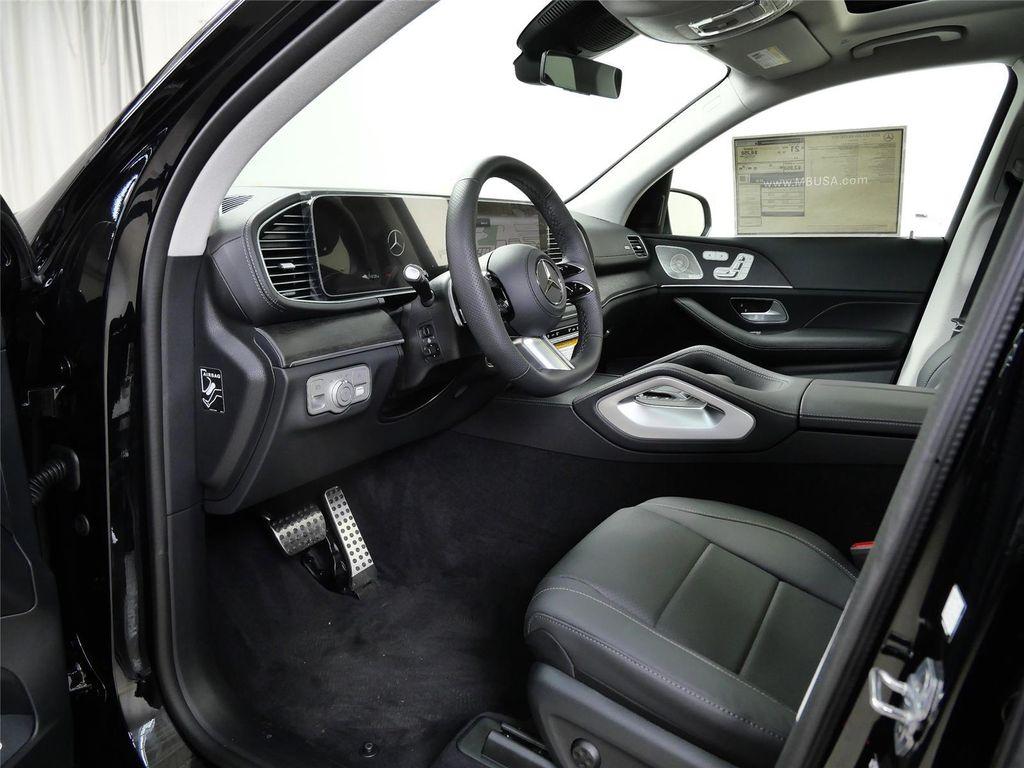 new 2026 Mercedes-Benz GLS 450 car, priced at $96,885