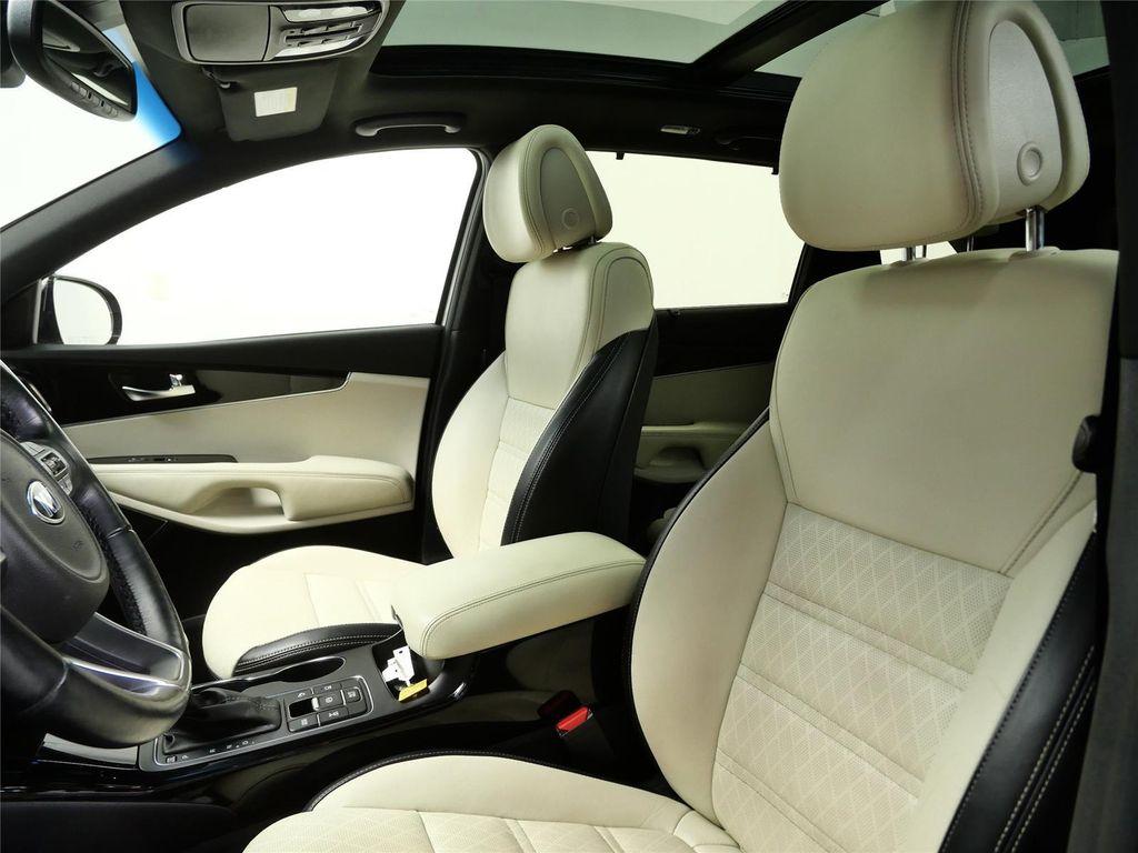 used 2016 Kia Sorento car, priced at $10,958