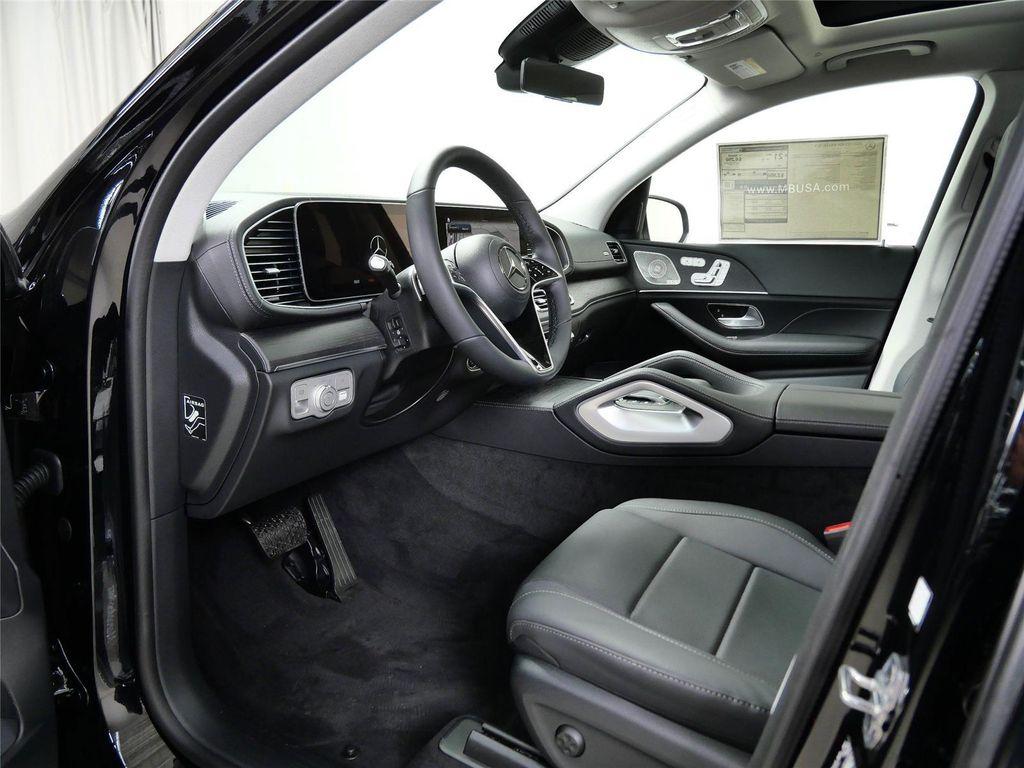 new 2026 Mercedes-Benz GLS 450 car, priced at $93,615