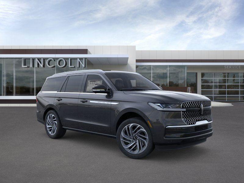 new 2026 Lincoln Navigator car, priced at $106,315
