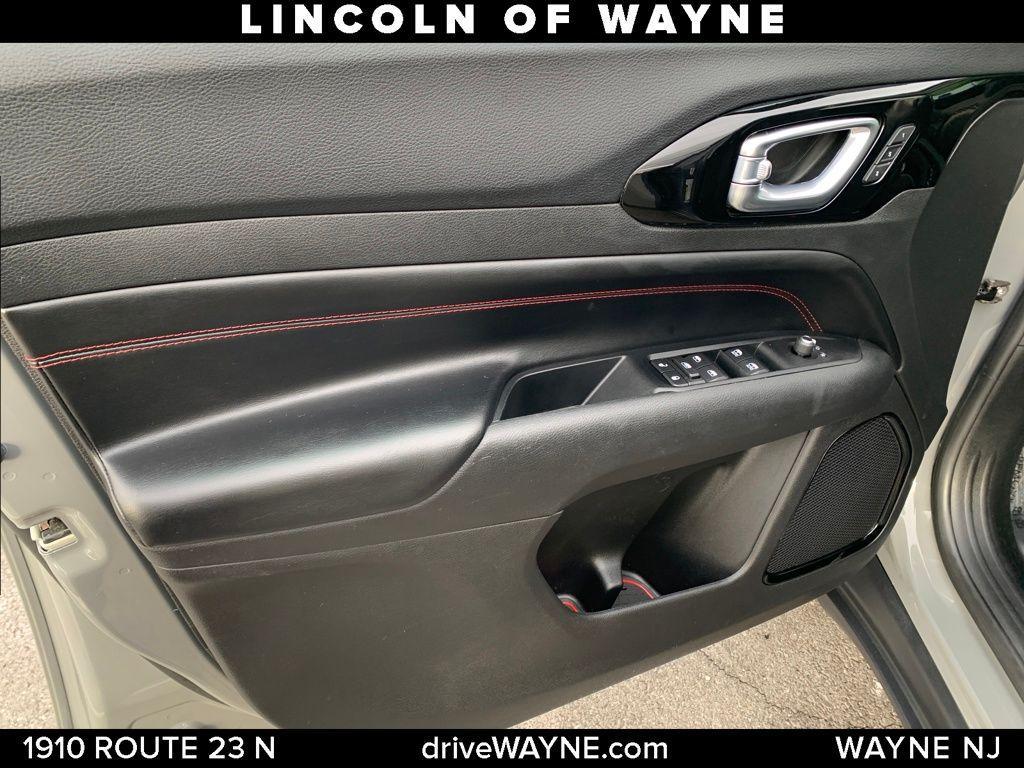 used 2022 Jeep Compass car, priced at $18,494