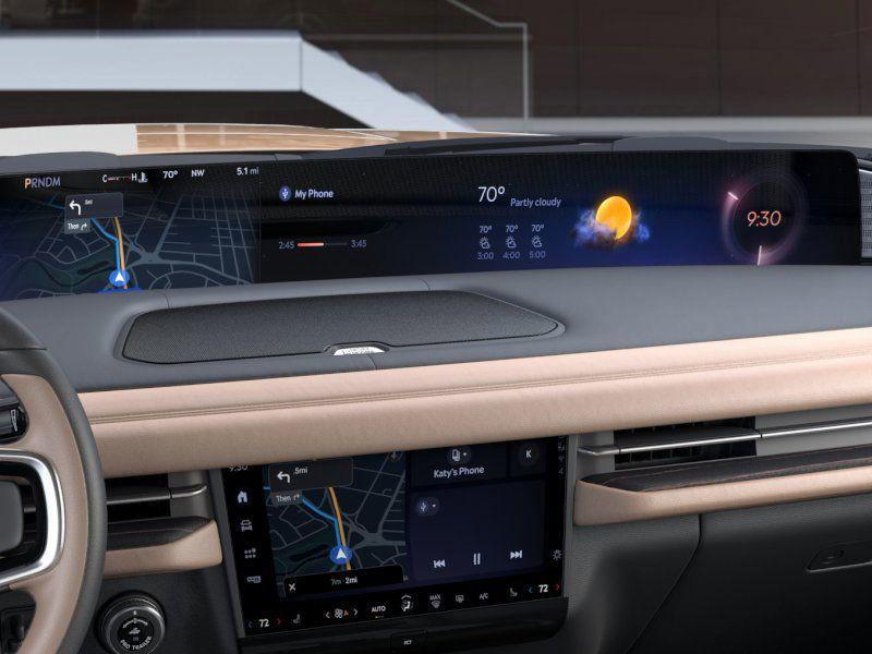 new 2025 Lincoln Navigator car, priced at $121,835