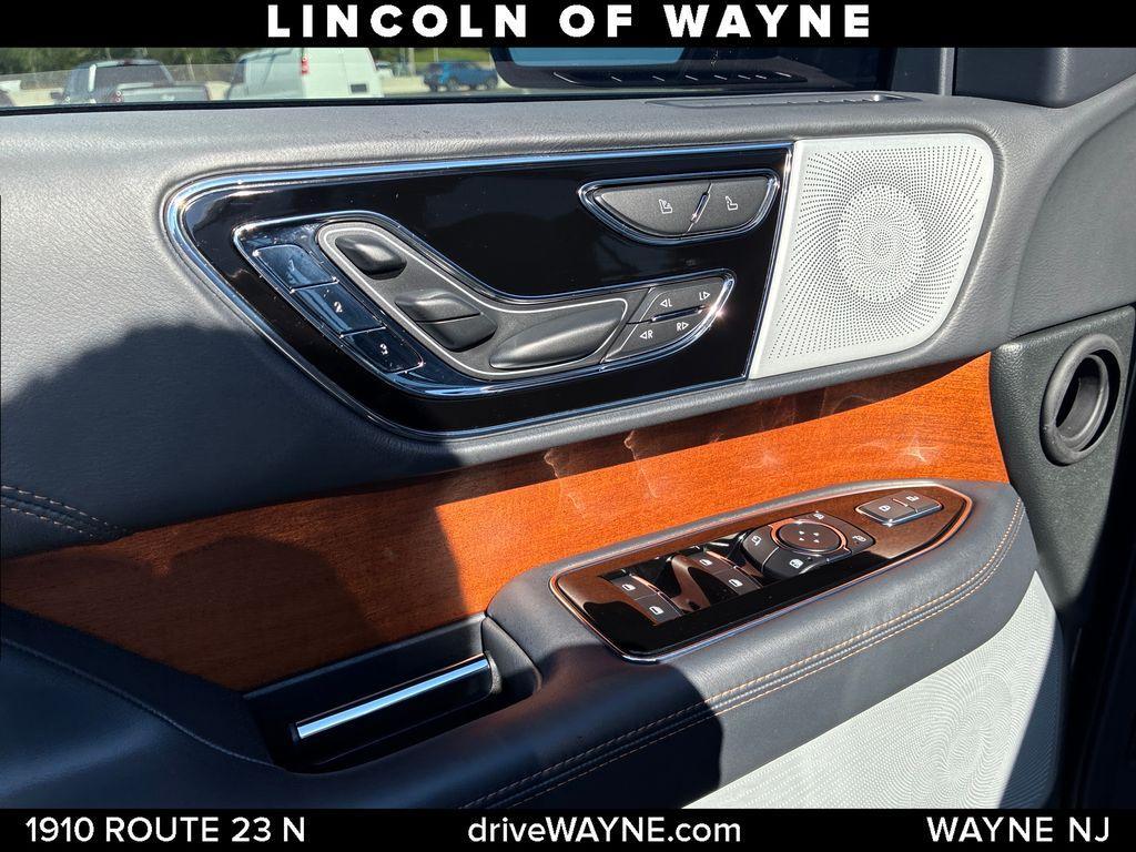used 2024 Lincoln Navigator car, priced at $78,987