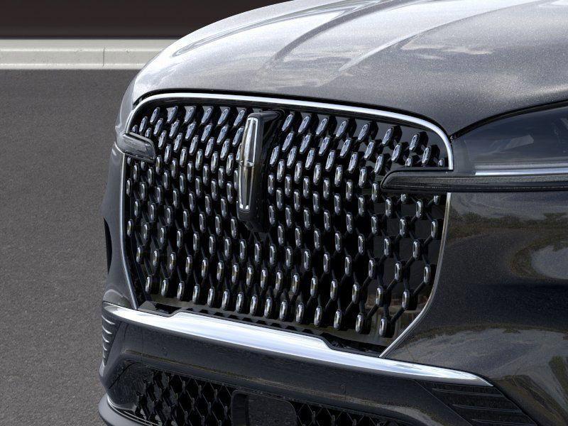 new 2025 Lincoln Aviator car, priced at $58,642
