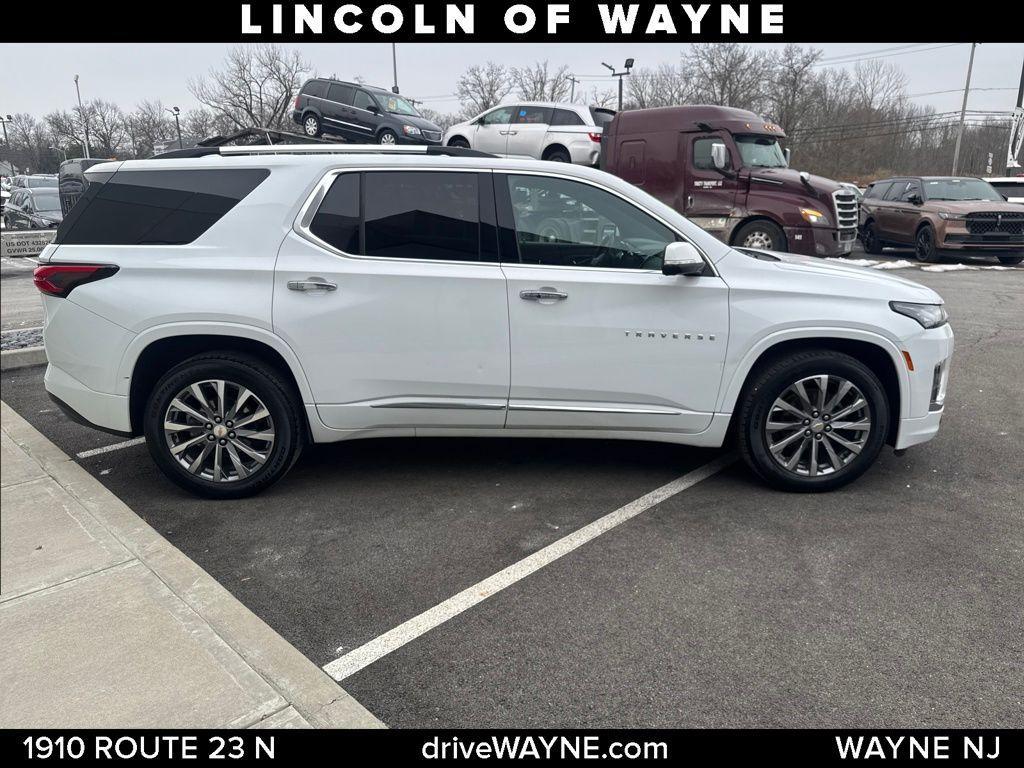 used 2023 Chevrolet Traverse car, priced at $31,952