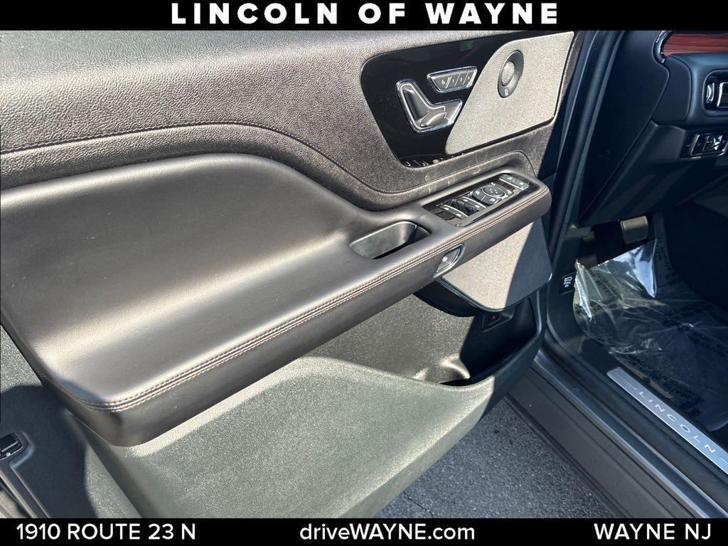 used 2024 Lincoln Aviator car, priced at $52,494