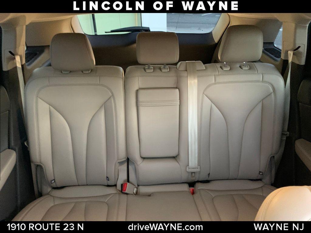 used 2022 Lincoln Nautilus car, priced at $27,692