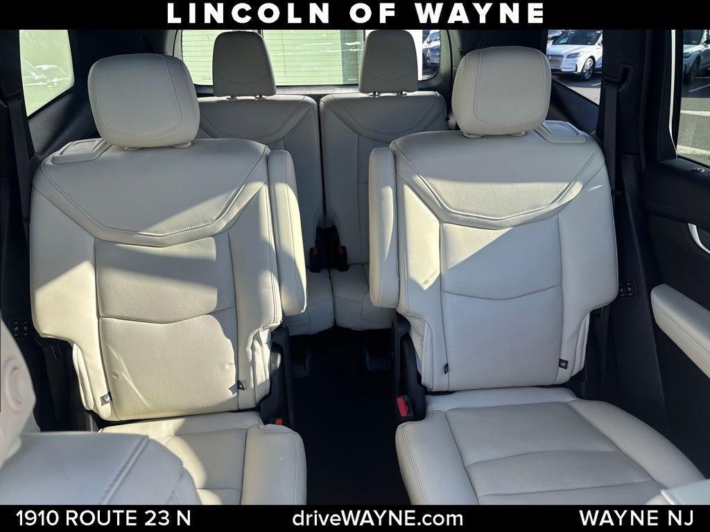 used 2023 Cadillac XT6 car, priced at $37,899