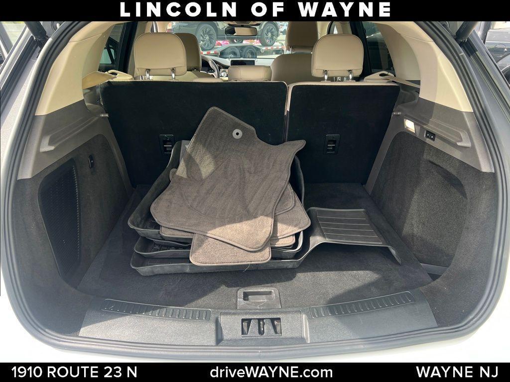 used 2021 Lincoln Corsair car, priced at $23,456