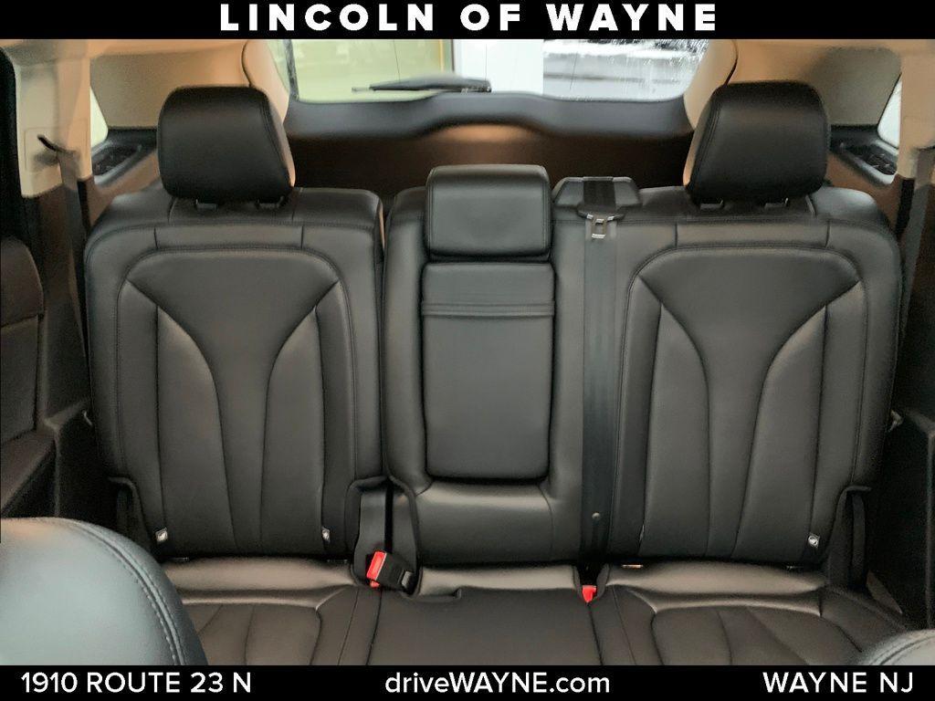 used 2022 Lincoln Nautilus car, priced at $32,504