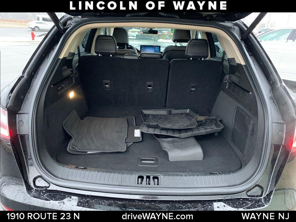 used 2022 Lincoln Nautilus car, priced at $32,504