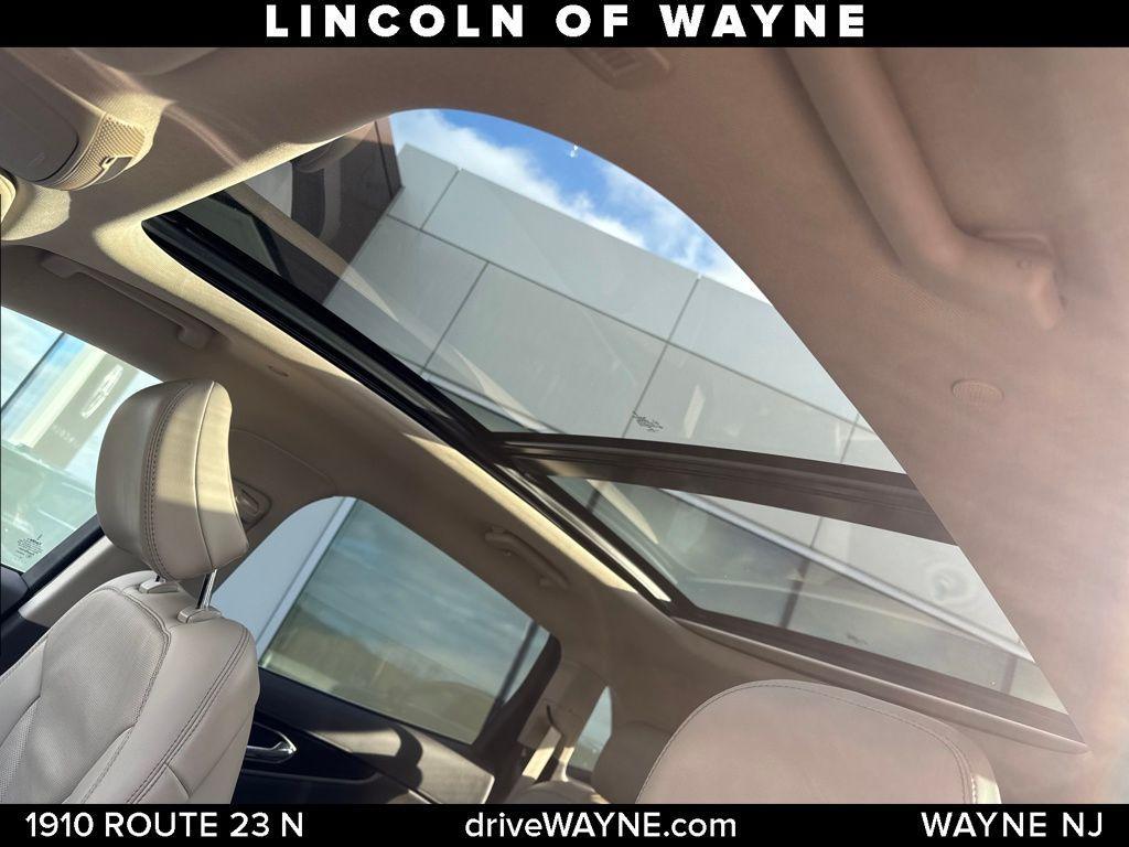 used 2022 Lincoln Nautilus car, priced at $32,618