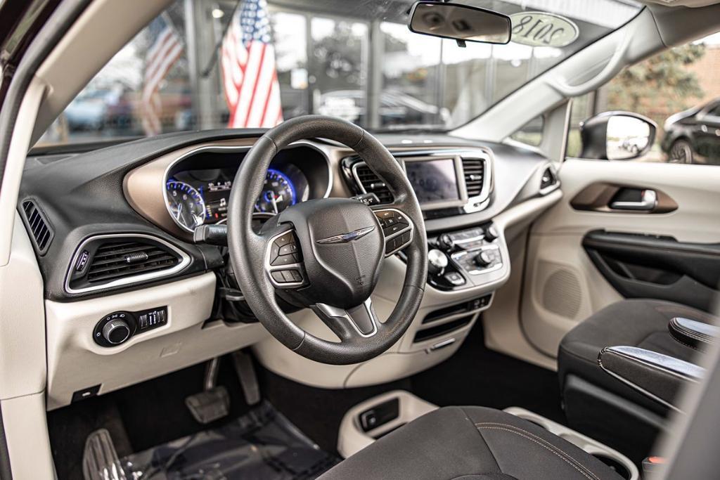 used 2018 Chrysler Pacifica car, priced at $13,871