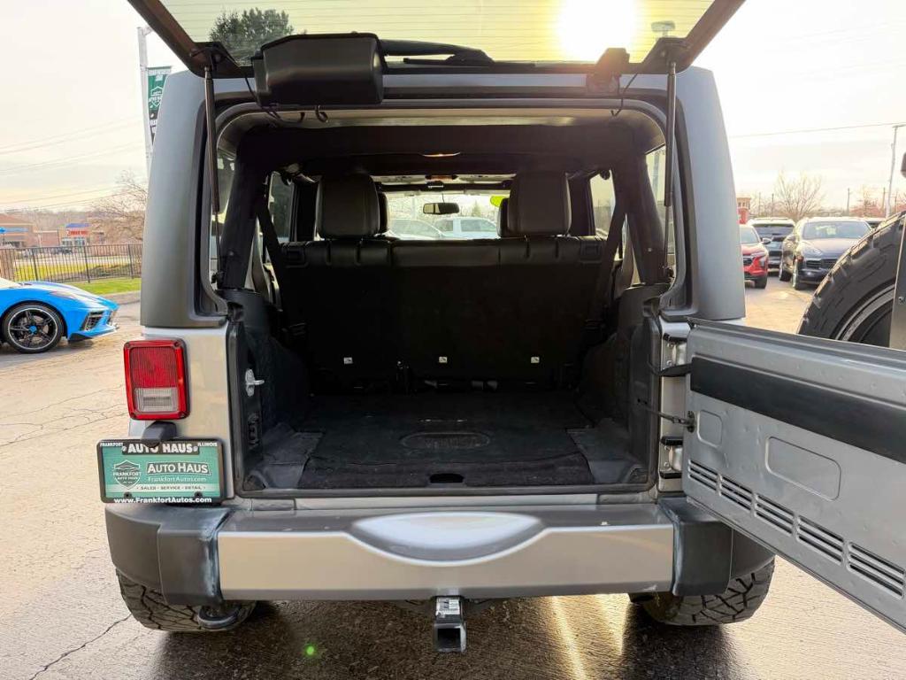 used 2015 Jeep Wrangler Unlimited car, priced at $22,995