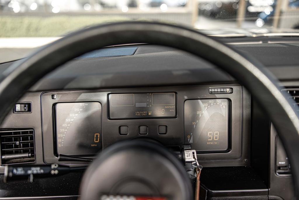 used 1985 Chevrolet Corvette car, priced at $15,500