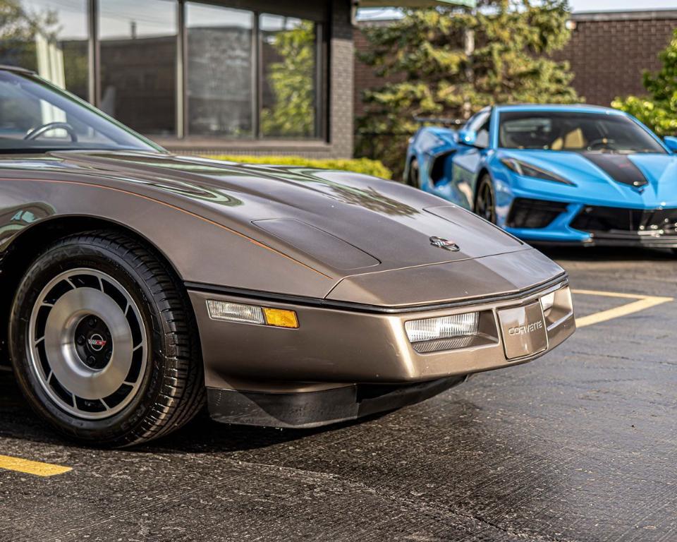 used 1985 Chevrolet Corvette car, priced at $15,500