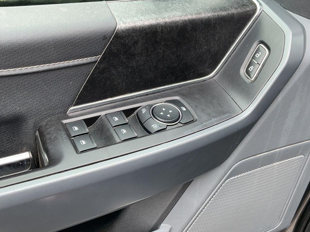 used 2022 Ford F-150 car, priced at $32,500
