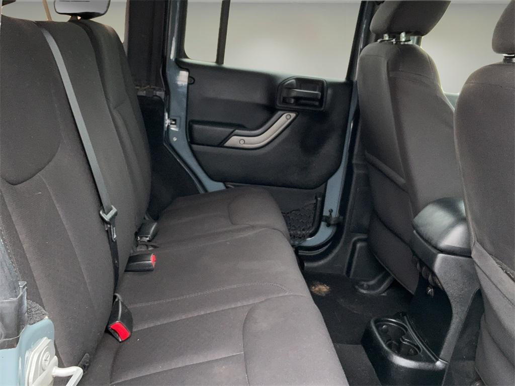 used 2015 Jeep Wrangler Unlimited car, priced at $20,200