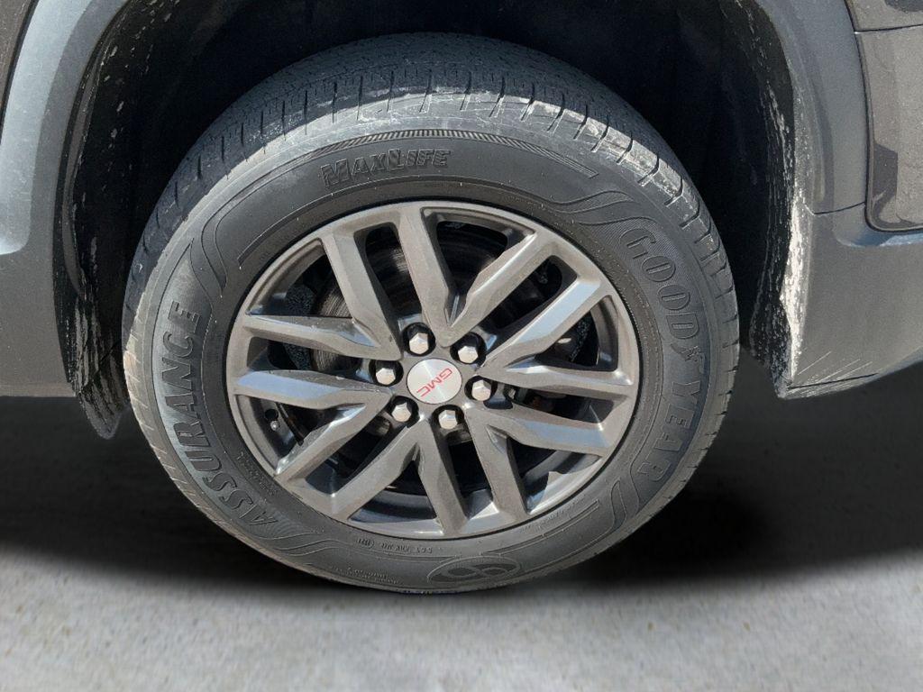 used 2018 GMC Acadia car, priced at $18,400