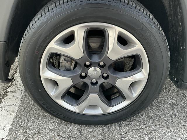 used 2021 Jeep Compass car, priced at $22,900