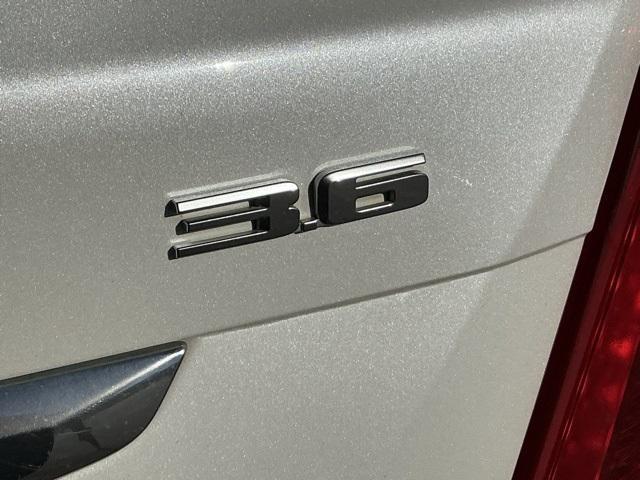 used 2017 Cadillac XT5 car, priced at $16,900