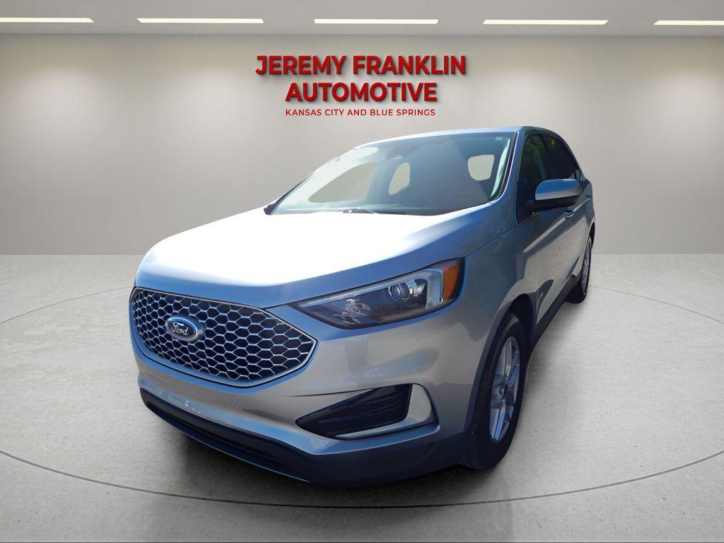 used 2024 Ford Edge car, priced at $29,600