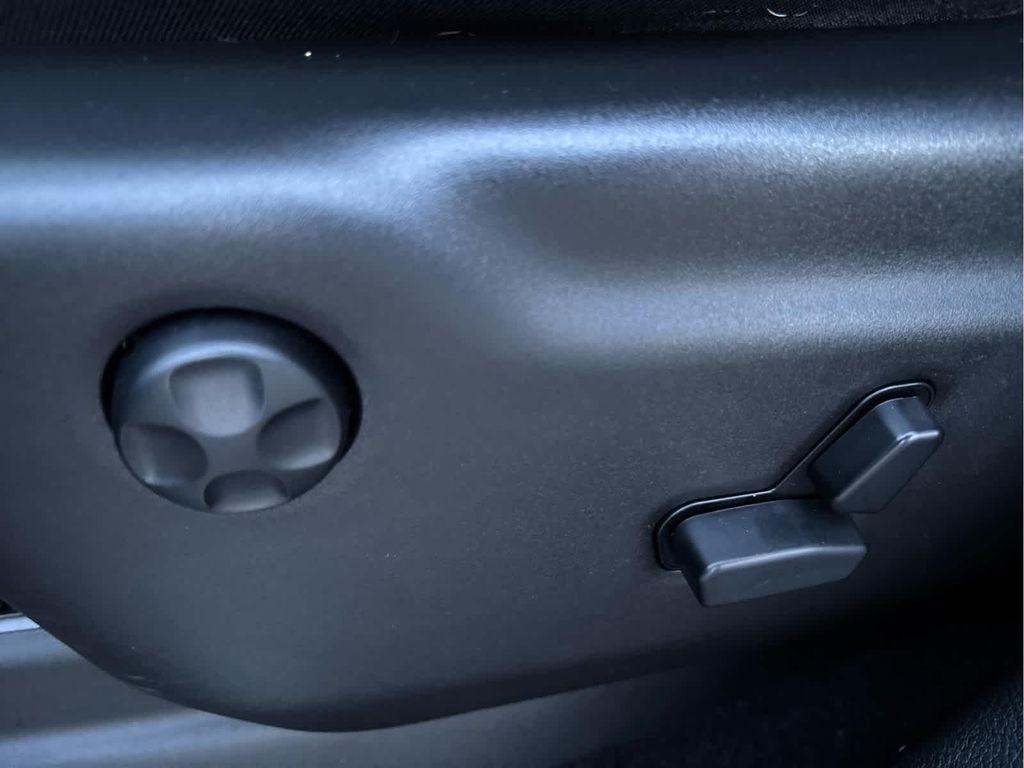 used 2020 Jeep Grand Cherokee car, priced at $18,487