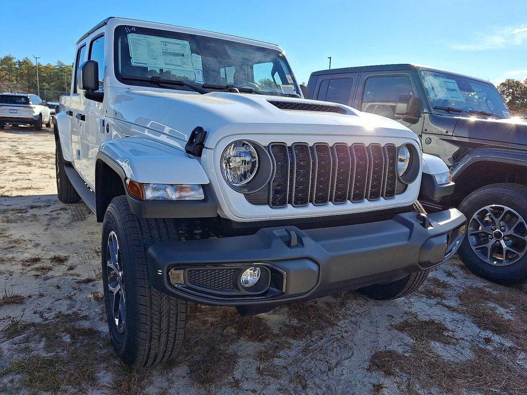 new 2026 Jeep Gladiator car, priced at $54,965